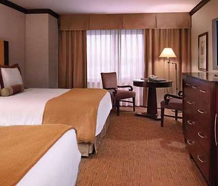 Ameristar Casino Hotel Kansas City Szoba fotó